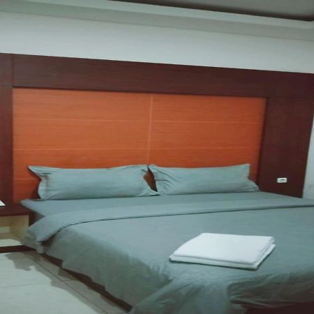 WEST PAPUA Hotel Gamalama מראה חיצוני תמונה